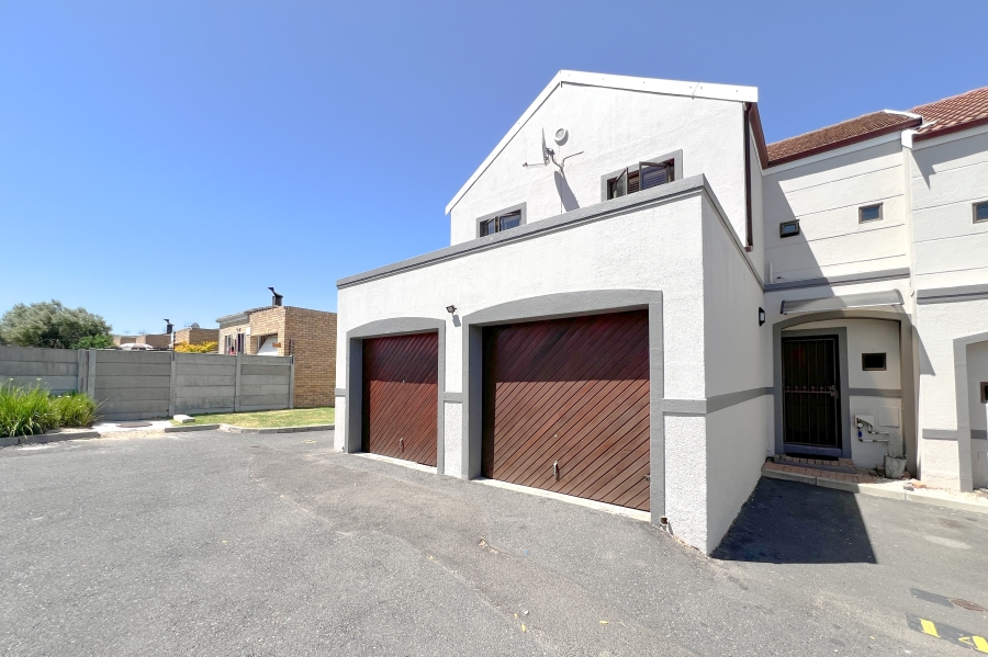 3 Bedroom Property for Sale in Normandie Western Cape